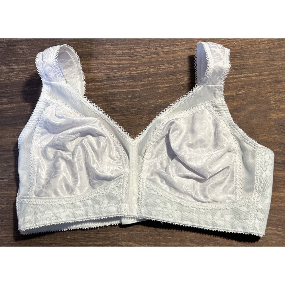 Playtex Bra Size 36C White Padded Shoulder Straps NO PADDING